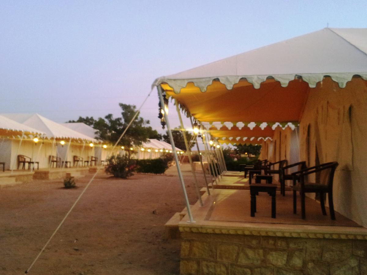 Desert Glamping Hotel Sam Exterior photo